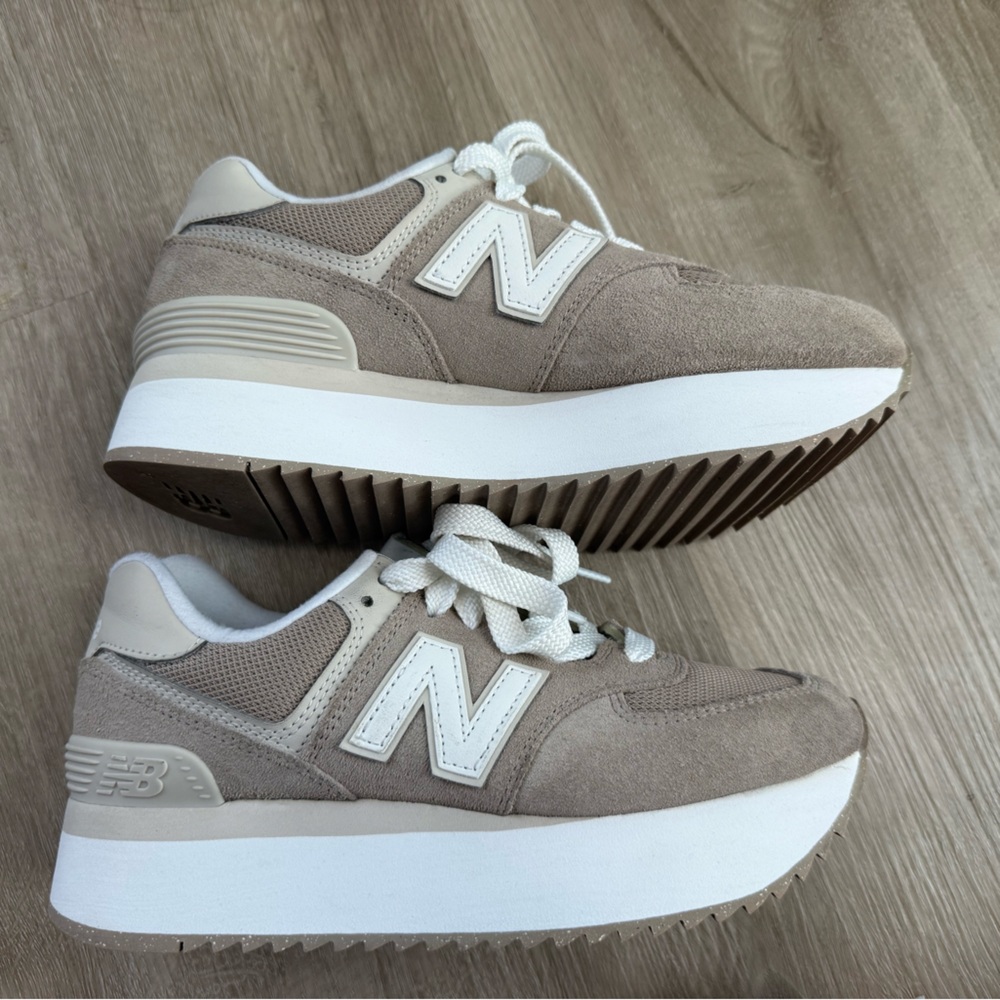 New Balance 574 Platform Sneakers - Picture 6 of 7